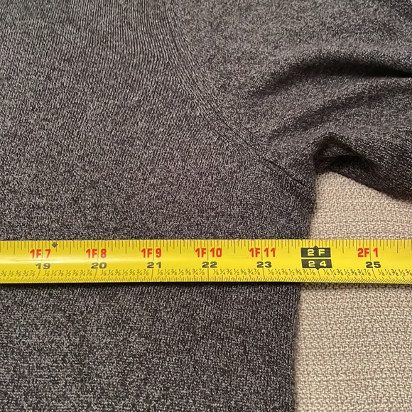 NWT $69 BANANA Republic Luxury Blend Pullover Sweater Heather Gray with Cashmere - Picture 7 of 15